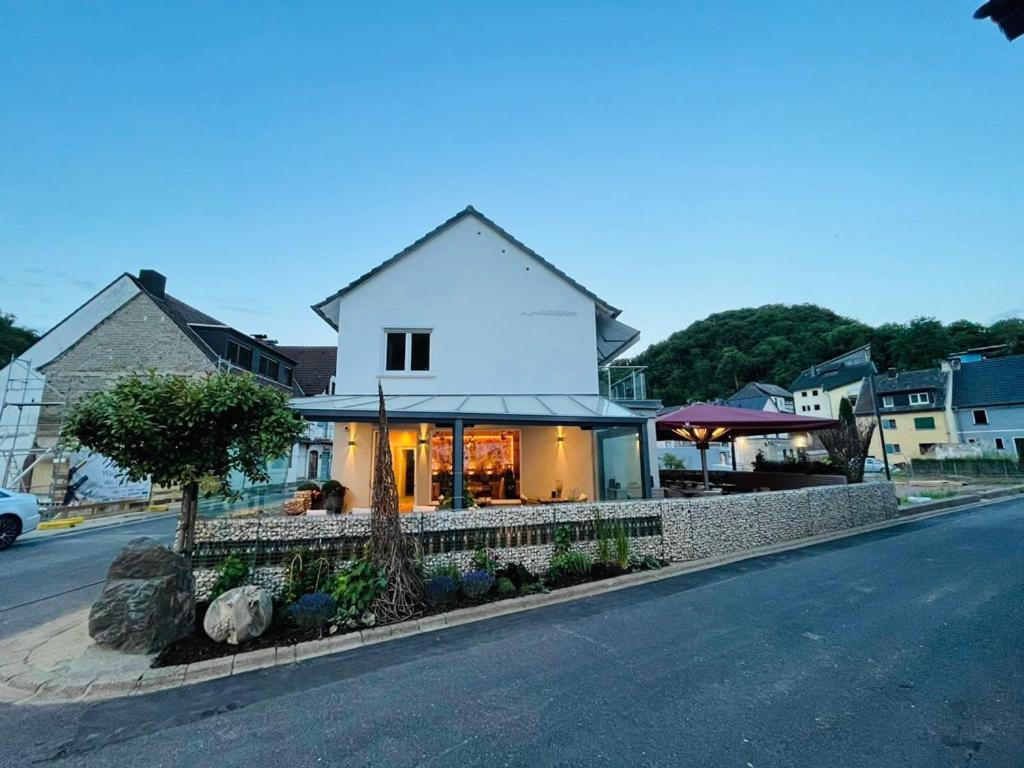 Weineck Altenahr Exterior photo